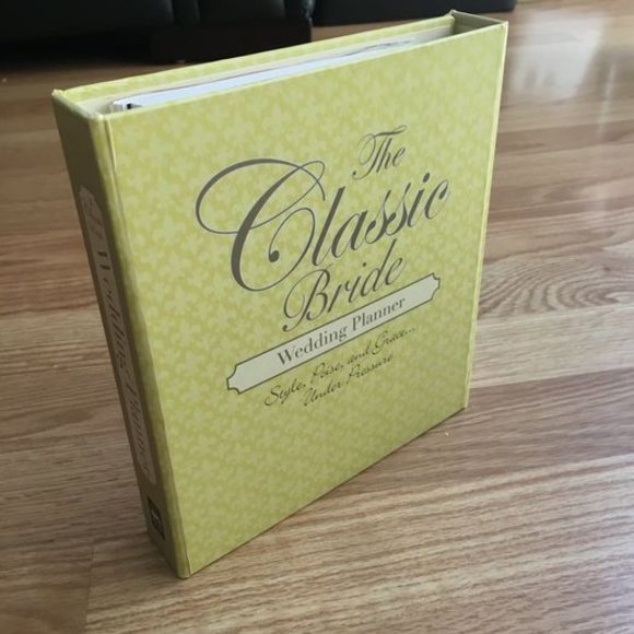 The Classic Bride wedding planner - Picture 2 of 4